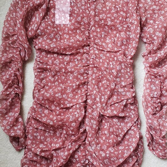 Lush Brand Coral Mini Dress perfect for garden party or day-time wedding - Picture 3 of 5